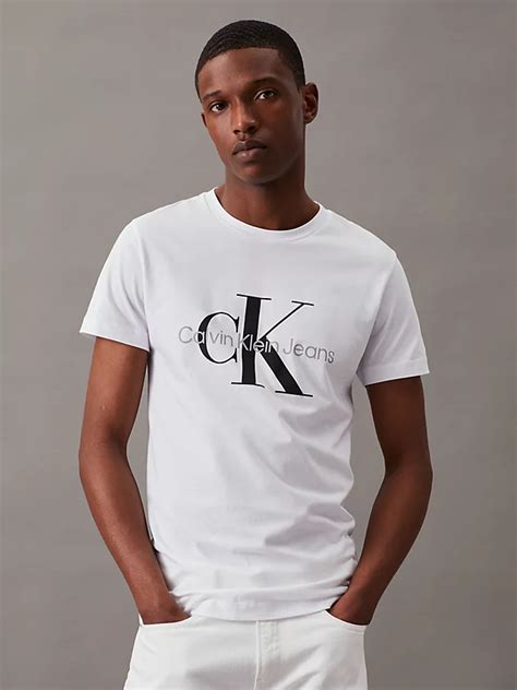 tshirt calvin klein veai ou faux